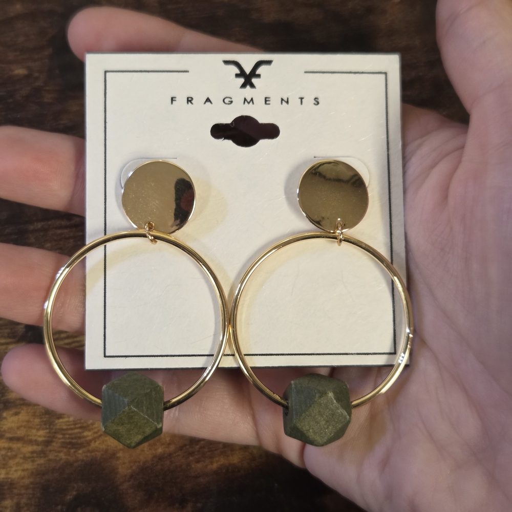 BOGO💖Fragments Goldtone and Green Wood Bead Earrings